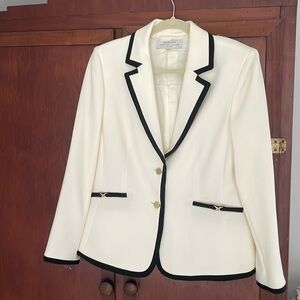 Tahari Aurther B Levine petite - off white blazer. black piping & gold buttons